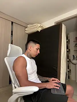 sendfer online show from October 10, 10:42 pm