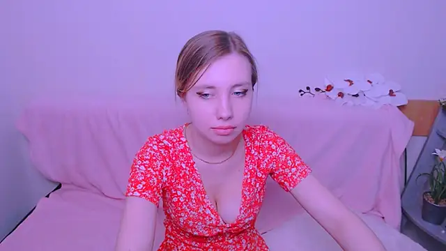 AliceFire  online show from May 6, 11:26 am