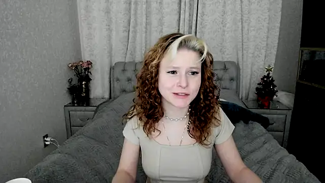 Snapshot of rocky_foxy chatting on January 20, 1:07 am rocky foxy online show from January 20, 1:07 am