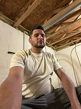 javierxxx28 online show from March 22, 8:40 am