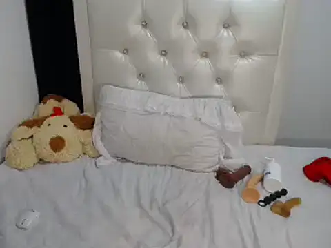 milk azahara online show from October 3, 6:21 am