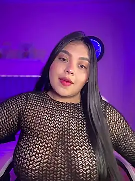 Snapshot of Emily_cooper20 chatting on March 28, 1:49 am Emily cooper20 online show from March 28, 1:49 am