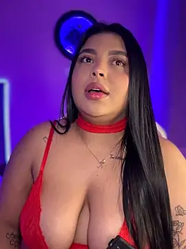 Snapshot of Emily_cooper20 chatting on April 3, 1:36 am Emily cooper20 online show from April 3, 1:36 am