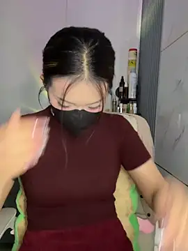 Snapshot of -KathySweet- chatting on April 7, 4:02 am -KathySweet- online show from April 7, 4:02 am