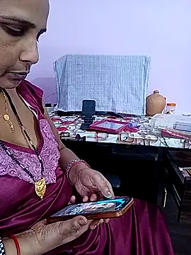 reemacouple007 online show from May 17, 7:28 am