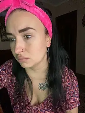 Roxana Bell online show from February 12, 7:53 pm