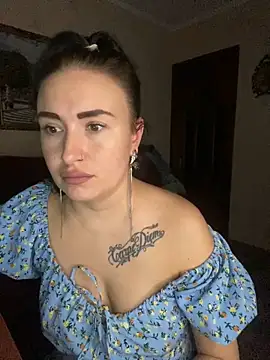 Roxana Bell online show from February 19, 7:32 pm