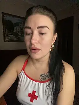 Roxana Bell online show from February 21, 3:02 pm