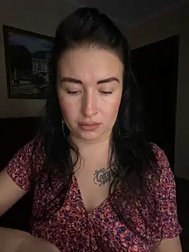 Roxana Bell online show from March 13, 6:47 pm