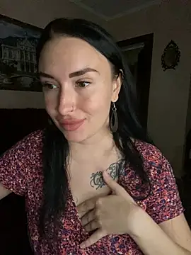 Roxana Bell online show from June 6, 12:32 pm