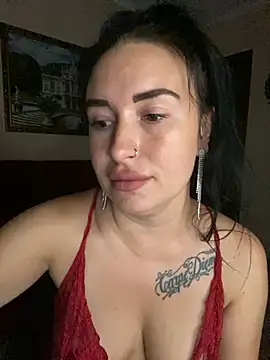 Roxana Bell online show from July 5, 4:25 pm