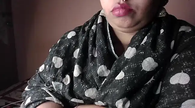 Ravina patil1 online show from January 3, 6:24 pm