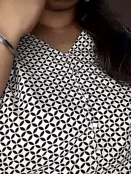 Ravina patil1 online show from February 13, 8:34 pm