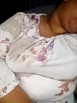 Snapshot of Ravina_patil1 chatting on March 19, 4:22 pm Ravina patil1 online show from March 19, 4:22 pm