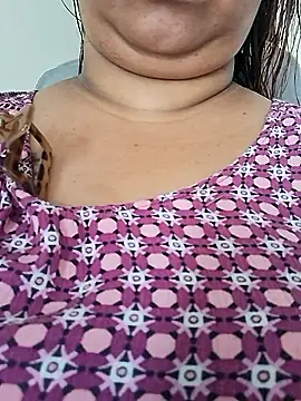 Ravina patil1 online show from May 7, 5:35 am