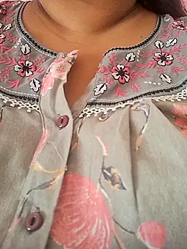 Ravina patil1 online show from May 16, 5:15 am