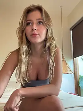 LunaRase online show from January 18, 6:03 am