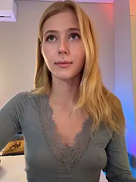 LunaRase online show from March 30, 5:30 am