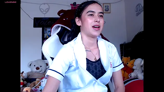 ValeryBaker  online show from November 4, 6:07 pm