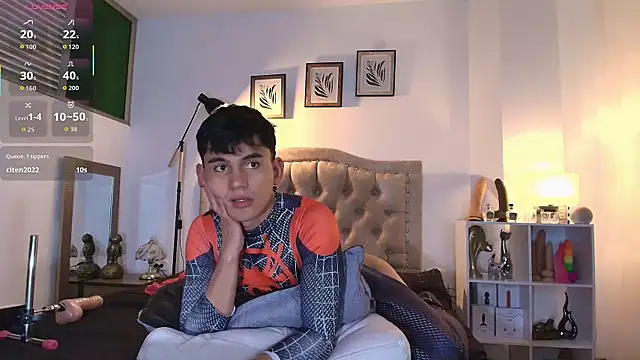 EstebanPerez  online show from October 23, 11:46 pm