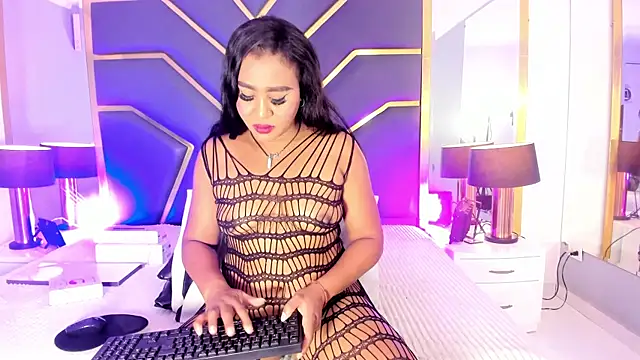 Snapshot of Scarlettt_Ass chatting on February 1, 11:54 am Scarlettt Ass online show from February 1, 11:54 am