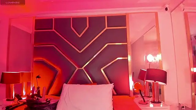 Snapshot of Scarlettt_Ass chatting on September 25, 12:09 pm Scarlettt Ass online show from September 25, 12:09 pm