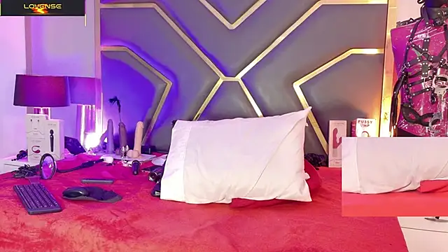 Scarlettt Ass online show from April 23, 12:29 pm