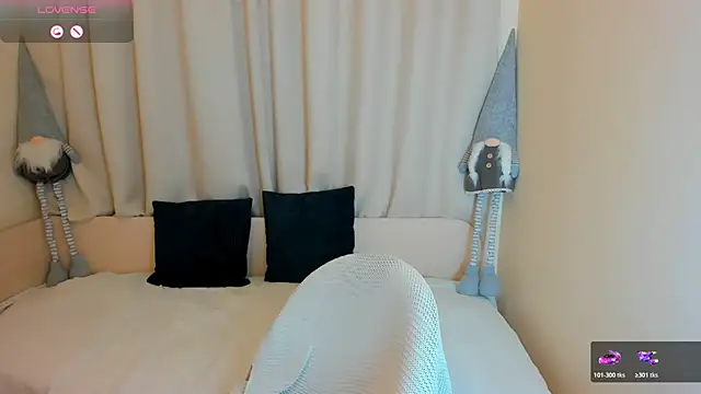 Anny Jey  online show from January 5, 8:45 pm