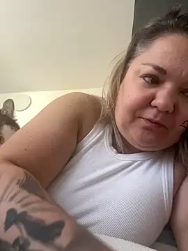 MikyVesela online show from May 6, 7:35 am