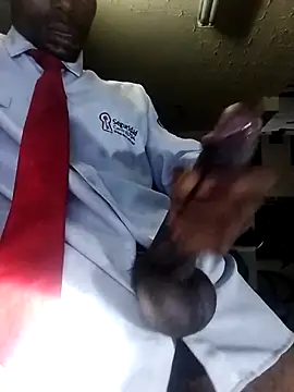 Snapshot of moro28vergon chatting on April 28, 3:33 am moro28vergon online show from April 28, 3:33 am