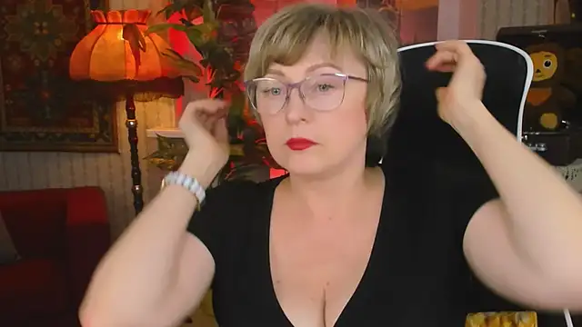 Snapshot of sugar_vivien chatting on December 11, 3:26 pm sugar vivien online show from December 11, 3:26 pm