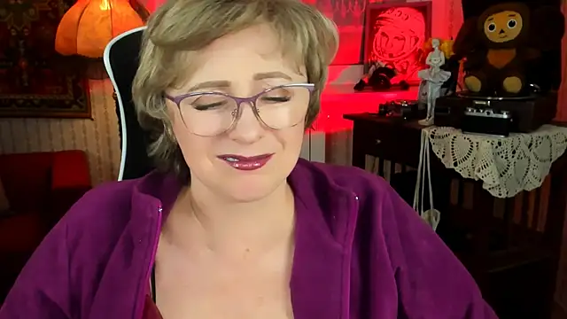 Snapshot of sugar_vivien chatting on December 18, 12:07 pm sugar vivien online show from December 18, 12:07 pm