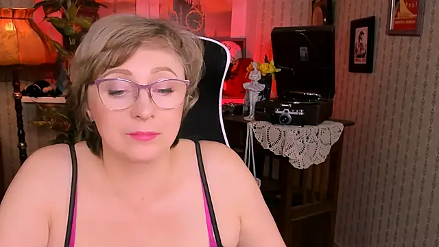 Snapshot of sugar_vivien chatting on December 26, 7:16 pm sugar vivien online show from December 26, 7:16 pm
