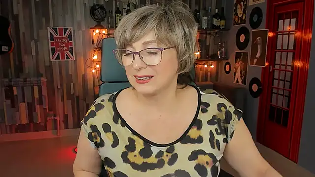 Snapshot of sugar_vivien chatting on January 26, 4:51 pm sugar vivien online show from January 26, 4:51 pm