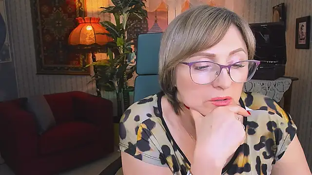 Snapshot of sugar_vivien chatting on February 5, 12:17 pm sugar vivien online show from February 5, 12:17 pm
