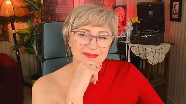 Snapshot of sugar_vivien chatting on February 12, 6:19 pm sugar vivien online show from February 12, 6:19 pm