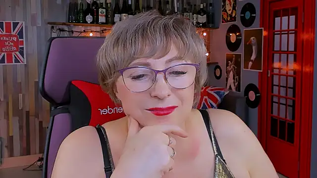 sugar vivien online show from October 12, 1:32 pm