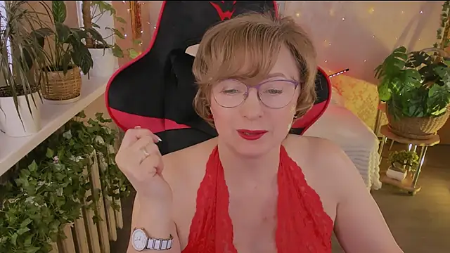 sugar vivien online show from March 22, 11:35 am