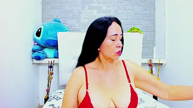 HorniestMilf online show from September 10, 9:04 pm