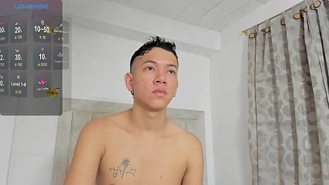 JulianRose 1 online show from January 7, 10:54 am