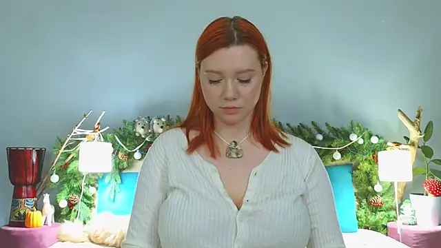 Snapshot of MileyMiller chatting on December 5, 4:12 pm MileyMiller online show from December 5, 4:12 pm