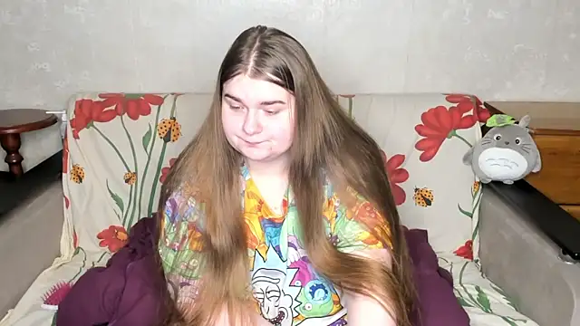 Snapshot of Aushpana chatting on February 11, 9:53 am Aushpana online show from February 11, 9:53 am