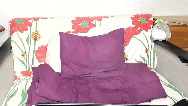 Snapshot of Aushpana chatting on February 14, 12:14 pm Aushpana online show from February 14, 12:14 pm