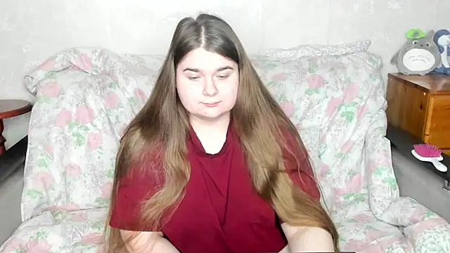 Snapshot of Aushpana chatting on March 17, 10:06 am Aushpana online show from March 17, 10:06 am