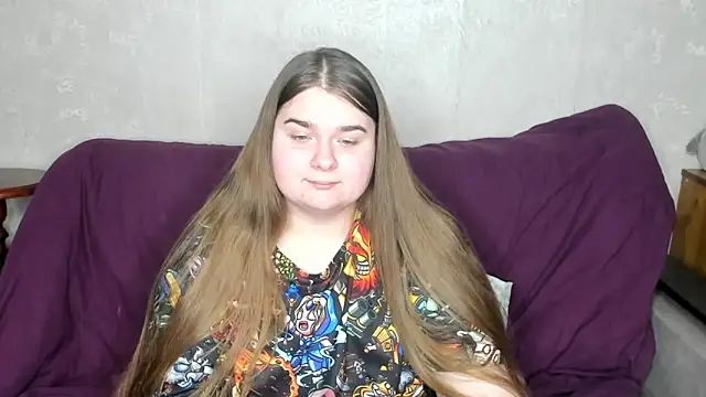Snapshot of Aushpana chatting on March 21, 10:17 am Aushpana online show from March 21, 10:17 am