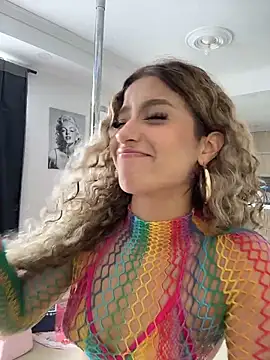 Melina-Smith online show from December 19, 7:54 pm