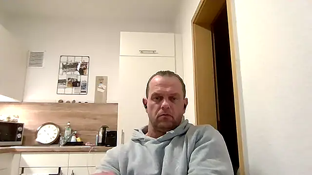 Snapshot of xxMarcusxx0 chatting on March 2, 9:22 pm xxMarcusxx0 online show from March 2, 9:22 pm