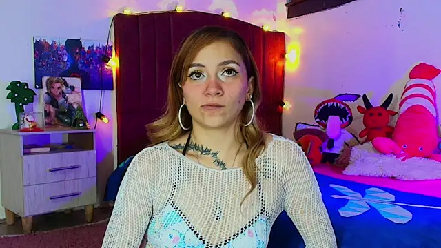 alisson zafiro  online show from November 3, 3:08 am