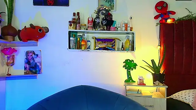 alisson zafiro  online show from March 14, 1:34 am