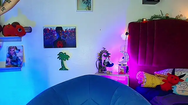 alisson zafiro  online show from March 22, 3:32 am